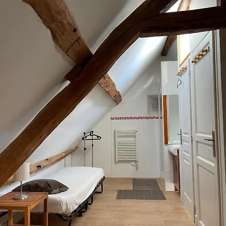 Casa de hóspedes Grand à 3*